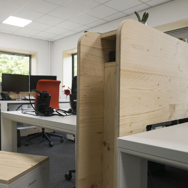 Séparation de bureau Bernard entre 2 bureau