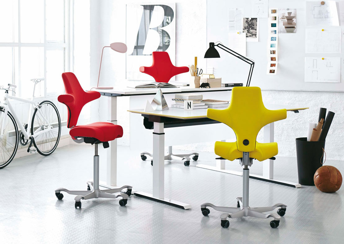 fauteuils et bureaux